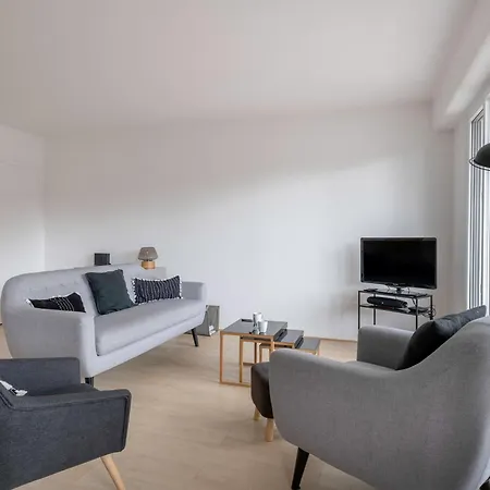 Decouverte En Duo En Plein Centre De * La Baule