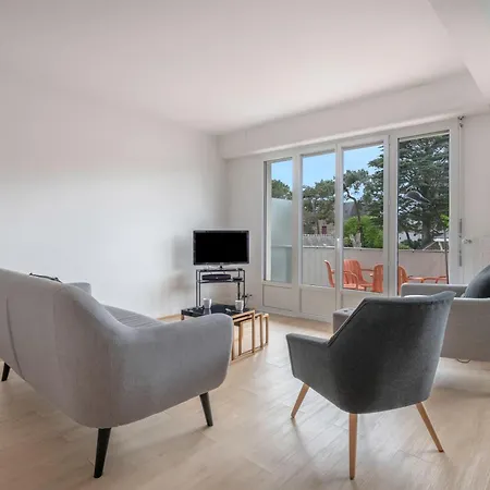 Decouverte En Duo En Plein Centre De Apartment *